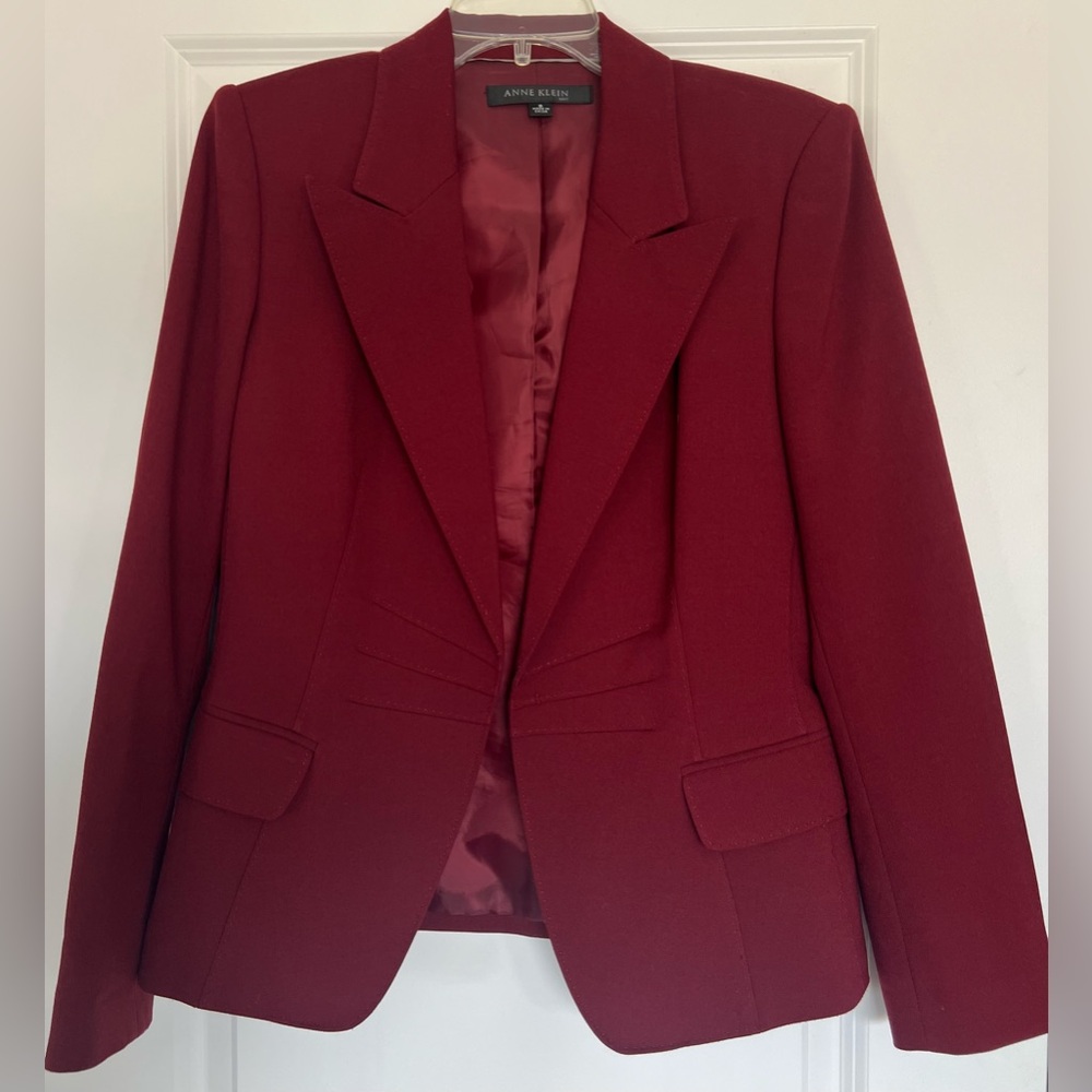 Anne Klein Women's Burgundy Blazer